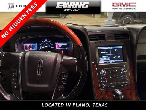 Used 2015 Lincoln Navigator 4WD image 7