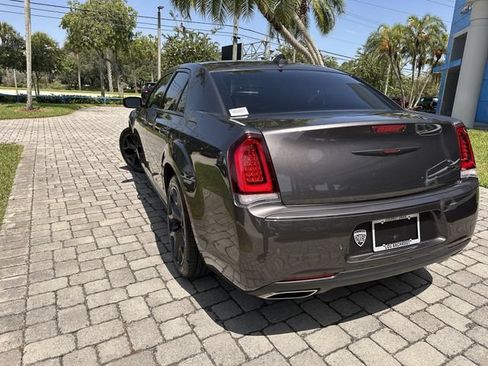 Used 2023 Chrysler 300 S RWD image 12