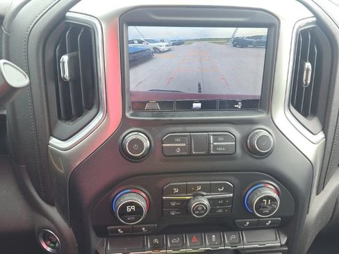 Used 2020 Chevrolet Silverado 1500 LT w/ All-Star Edition AWD/4WD image 17