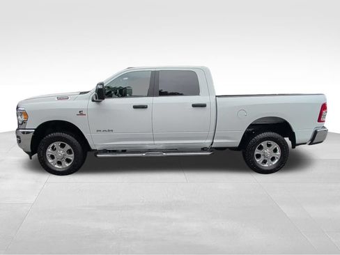 Used 2023 RAM 2500 Big Horn w/ Level 1 Equipment Group AWD/4WD image 2