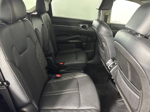 Certified 2021 Kia Sorento SX FWD image 30