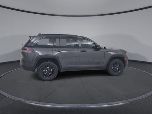 New 2026 Jeep Grand Cherokee Altitude AWD/4WD image 16