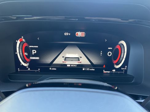 New 2026 Nissan Pathfinder SL image 10