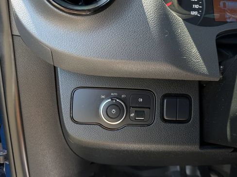 Used 2020 Mercedes-Benz Sprinter 2500 image 24