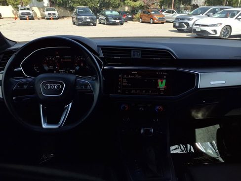 Used 2024 Audi Q3 2.0T Premium Plus image 20