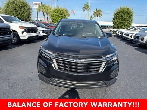 Used 2023 Chevrolet Equinox LS w/ LS Convenience Package FWD image 2