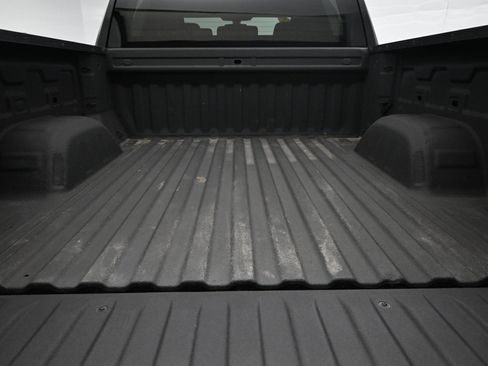 Used 2022 Chevrolet Silverado 1500 RST w/ Z71 Off-Road Package AWD/4WD image 20