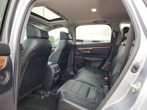 Used 2020 Honda CR-V Touring image 12