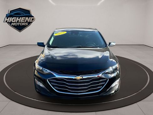 Used 2025 Chevrolet Malibu LT image 10