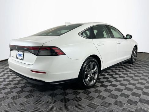 Certified 2023 Honda Accord EX image 7