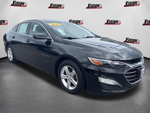 Used 2021 Chevrolet Malibu LS FWD image 3