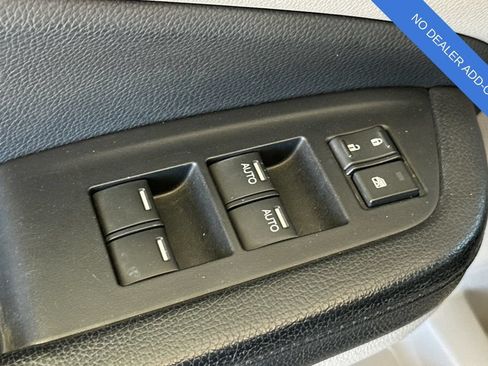Used 2016 Honda Pilot EX-L image 11