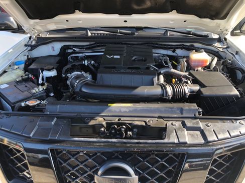 Used 2021 Nissan Frontier SV image 36