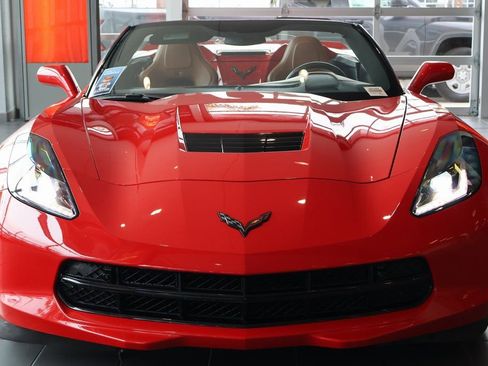 Used 2016 Chevrolet Corvette Stingray Convertible w/ 3LT Preferred Equipment Group image 2