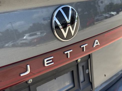 Used 2025 Volkswagen Jetta S FWD image 18