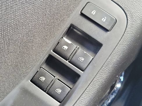 Used 2015 Chevrolet Camaro LT RWD image 19