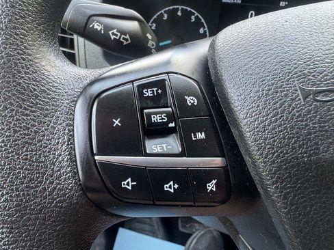 Used 2023 Ford Transit 250 Medium Roof AWD image 10