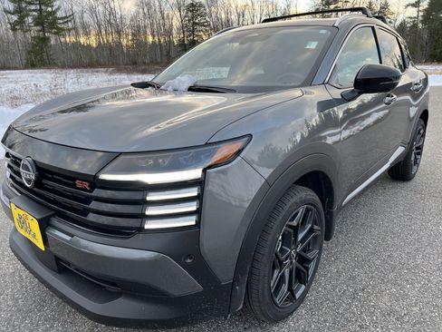 New 2026 Nissan Kicks SR w/ SR Premium Package image 14