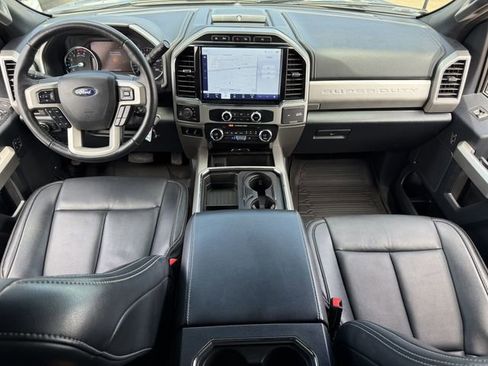Used 2022 Ford F250 Lariat w/ Lariat Value Package AWD/4WD image 12