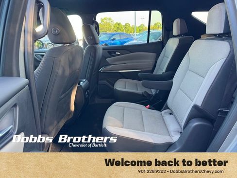Used 2026 Chevrolet Traverse LT w/ Driver Confidence Package FWD image 34