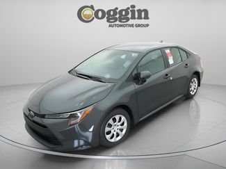 Used 2025 Toyota Corolla LE FWD video 1