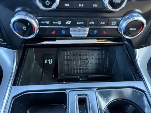 Used 2023 Ford F150 Lariat w/ Equipment Group 502A High image 27