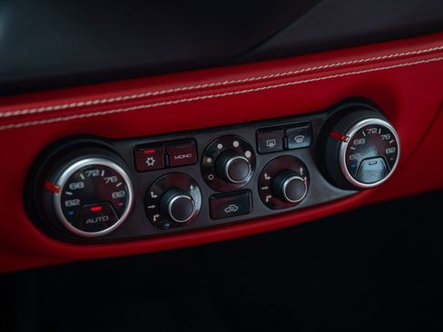 Used 2017 Ferrari 488 Spider RWD image 44