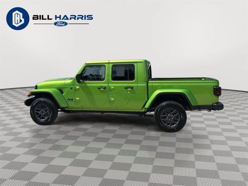 Used 2025 Jeep Gladiator Sport AWD/4WD image 10