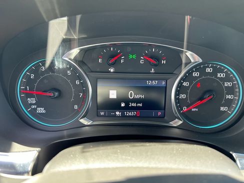 Used 2023 Chevrolet Traverse RS AWD/4WD image 15