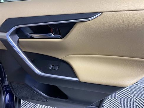 Used 2024 Toyota RAV4 XLE image 26