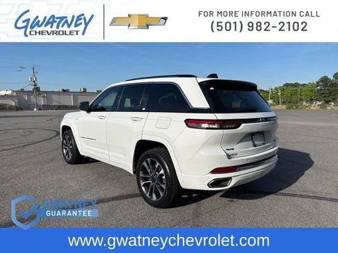 Used 2022 Jeep Grand Cherokee Overland AWD/4WD image 7