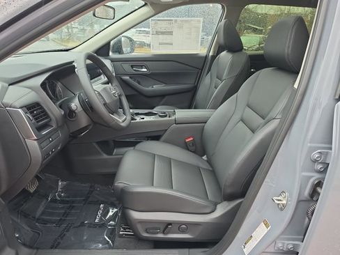 New 2026 Nissan Rogue SV AWD/4WD image 9