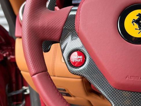 Used 2010 Ferrari California RWD image 46