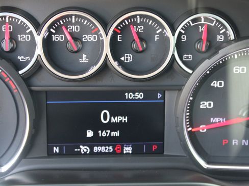 Used 2021 Chevrolet Silverado 1500 RST AWD/4WD image 13