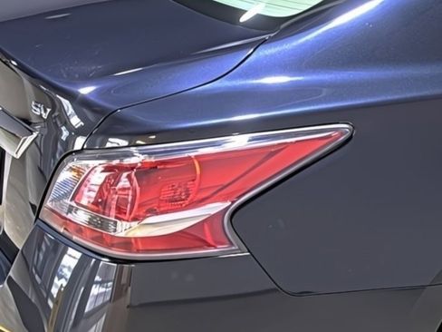 Used 2015 Nissan Altima 2.5 SV w/ Convenience Package image 13