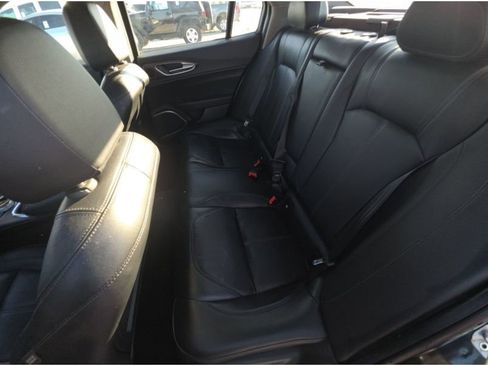 Used 2020 Alfa Romeo Giulia Ti w/ Nero Edizione image 11