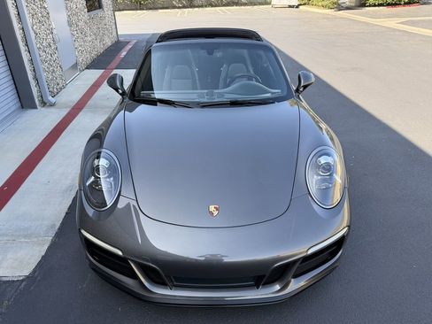 Used 2019 Porsche 911 Targa 4S AWD/4WD image 35