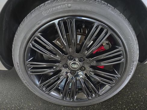 Used 2019 Land Rover Range Rover Sport Supercharged AWD/4WD image 32