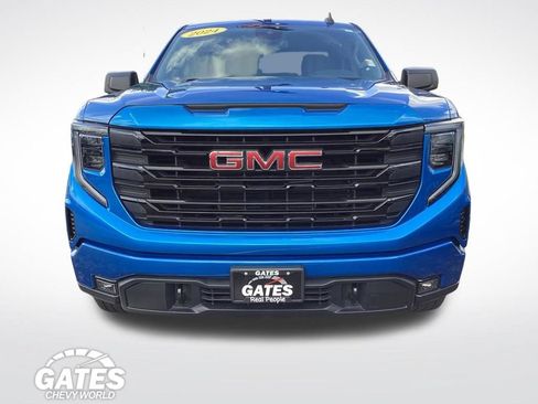 Used 2024 GMC Sierra 1500 Elevation AWD/4WD image 2