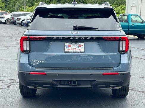 New 2025 Ford Explorer Active image 18