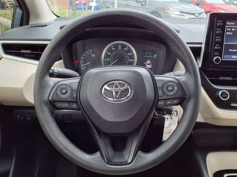 Used 2020 Toyota Corolla LE FWD image 27
