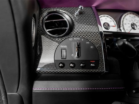 Used 2020 Rolls-Royce Wraith RWD image 46