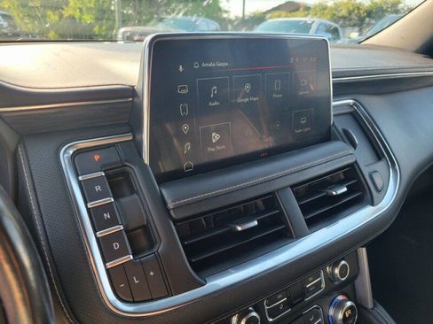 Used 2023 GMC Yukon XL SLT RWD image 18