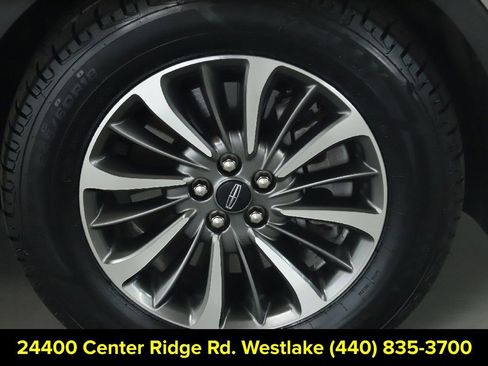 Certified 2023 Lincoln Nautilus AWD w/ Premium Package image 10