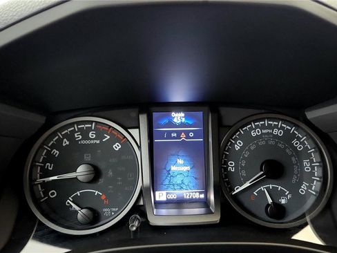 Certified 2021 Toyota Tacoma TRD Off-Road image 25