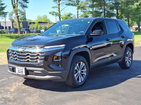 New 2026 Chevrolet Equinox LT w/ Safety and Technology Package AWD/4WD image 10