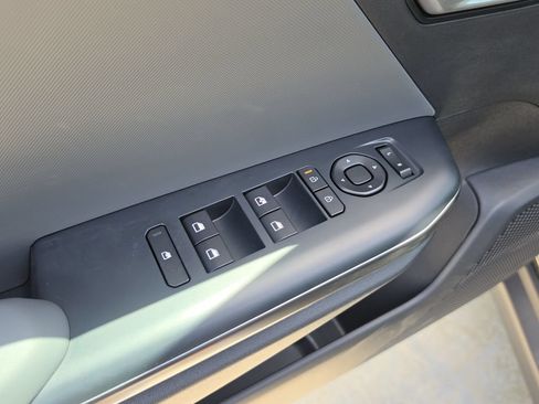 New 2026 Kia K4 FWD image 18