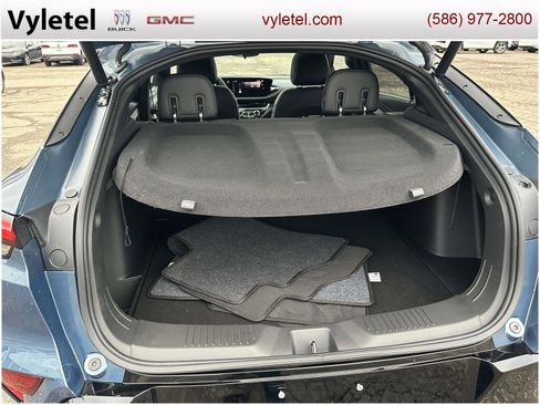 Used 2024 Buick Envista Sport Touring w/ Convenience I Package image 10