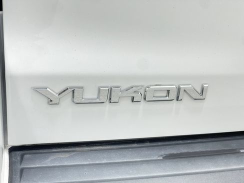 Used 2016 GMC Yukon SLE w/ HD Trailering Package AWD/4WD image 38