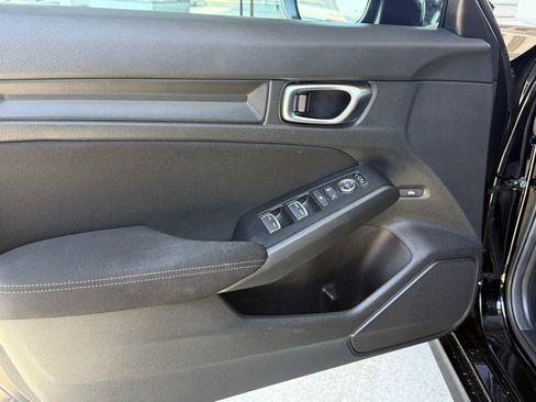 Used 2025 Honda Civic Sport image 18